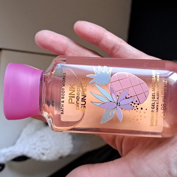 Pink Pineapple Sunrise BBW Travel - Picture 2 of 3